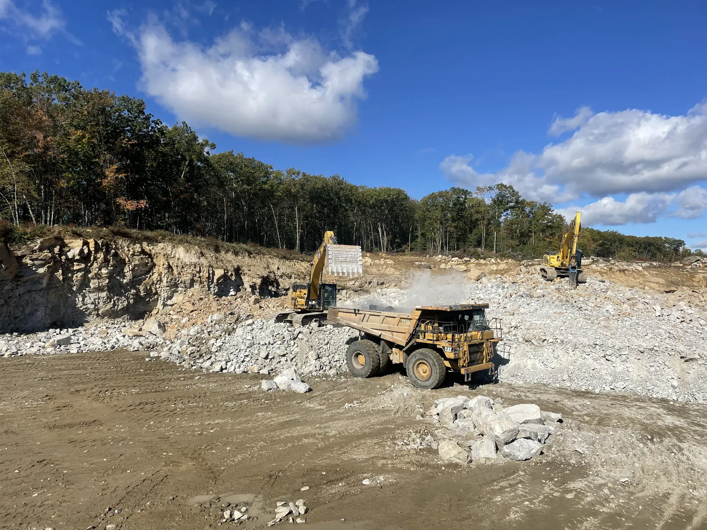 CAT mining truck at the Dubois pit